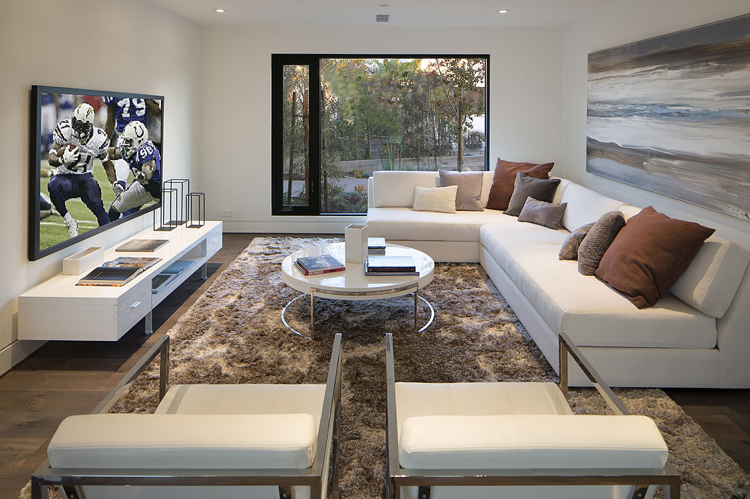 2737 Edwin Place