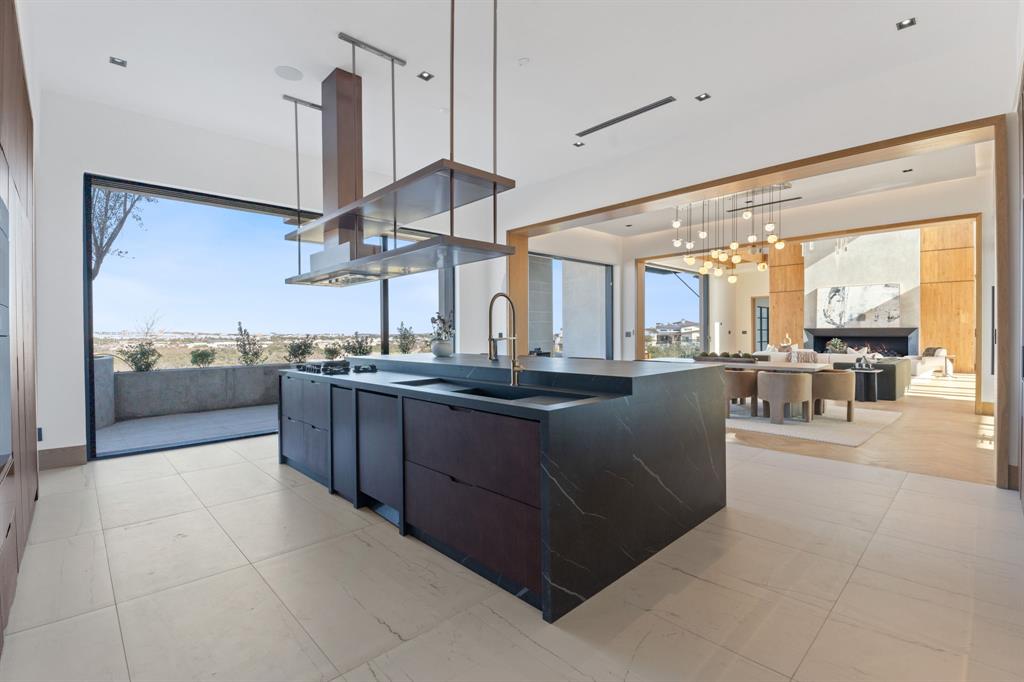 4816 Pecan Chase