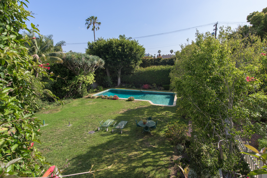 611 N Beverly Drive