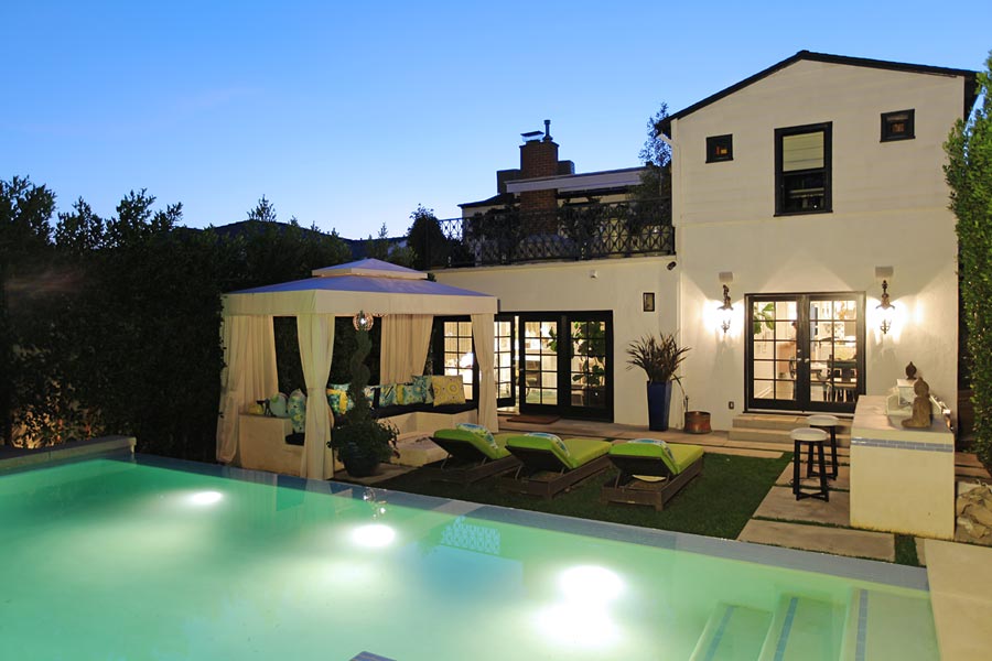 1130 Sierra Alta Way
