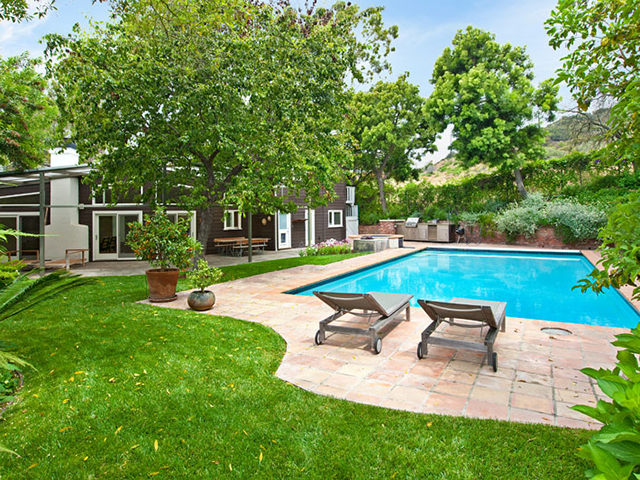 7967 Woodrow Wilson Dr