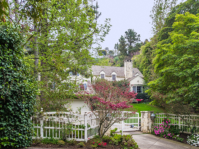 9212 Hazen Dr