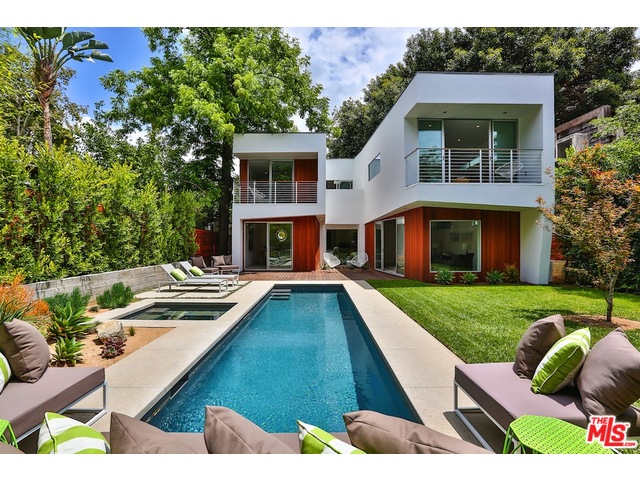 1727 Courtney Ave