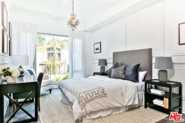 10727 Wilshire Blvd 202
