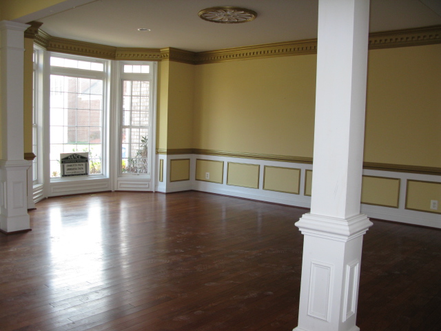 8905 Rhododendron Circle