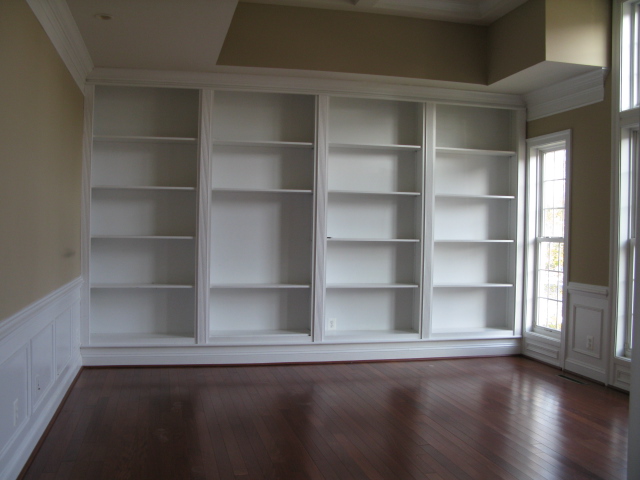 8905 Rhododendron Circle