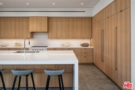 1806 MARAPATA Dr