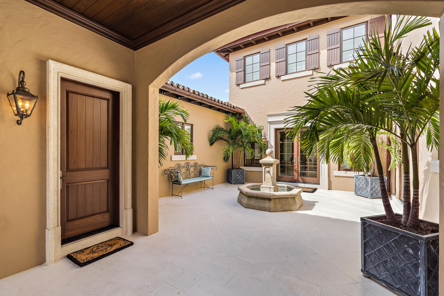 427 Via Del Orso Drive