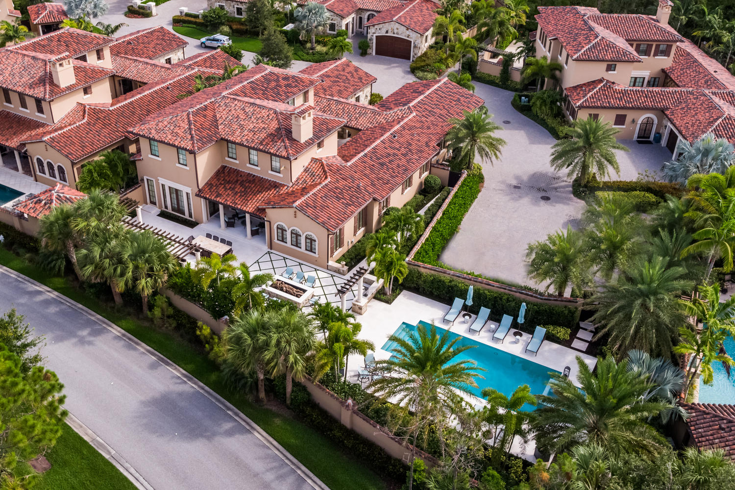 427 Via Del Orso Drive