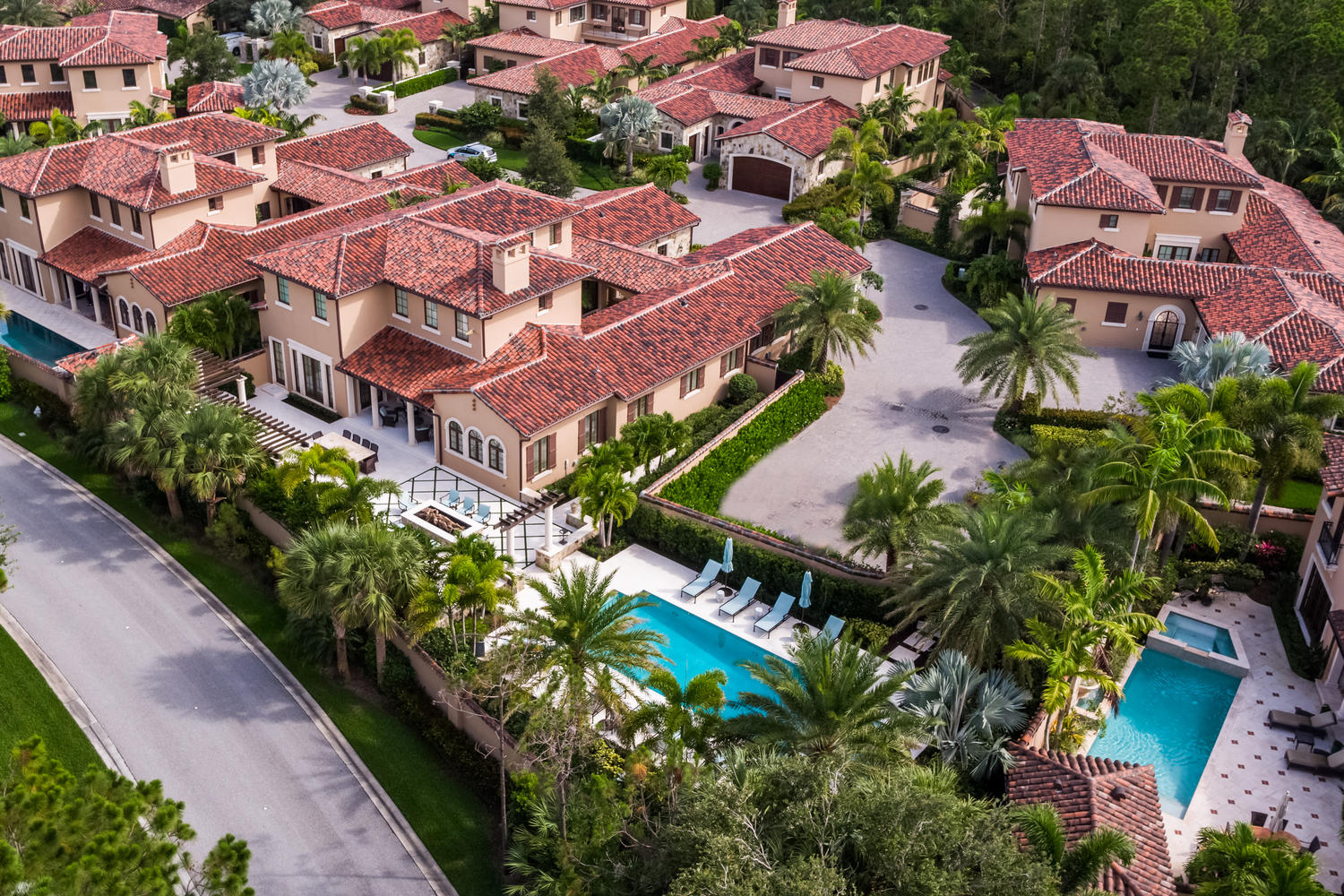 427 Via Del Orso Drive