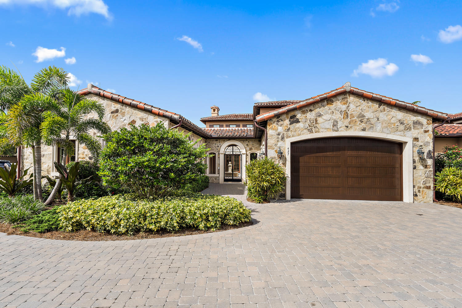 427 Via Del Orso Drive