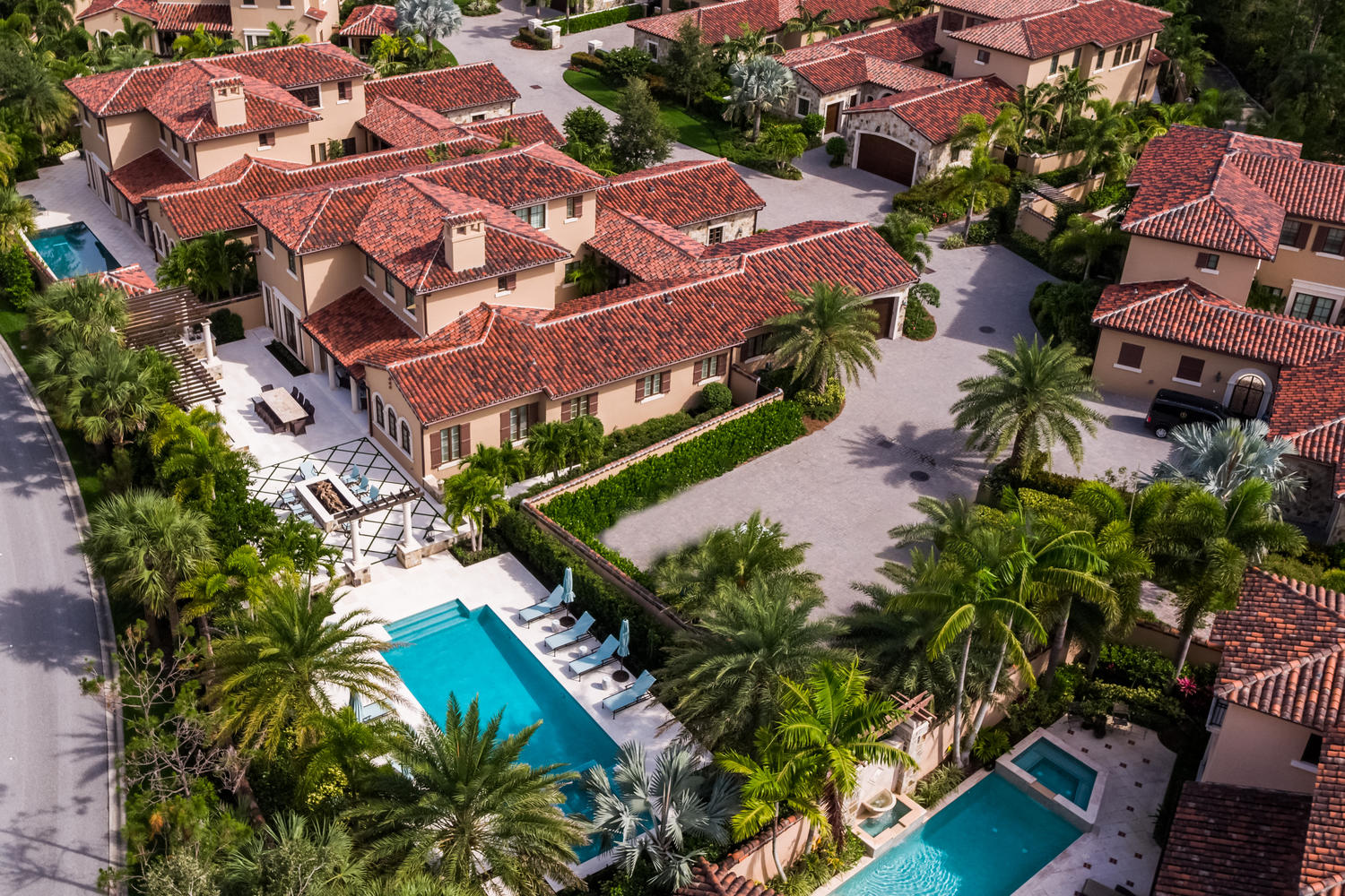 427 Via Del Orso Drive