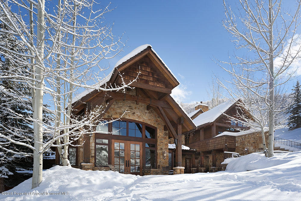 460 Thunderbowl Lane