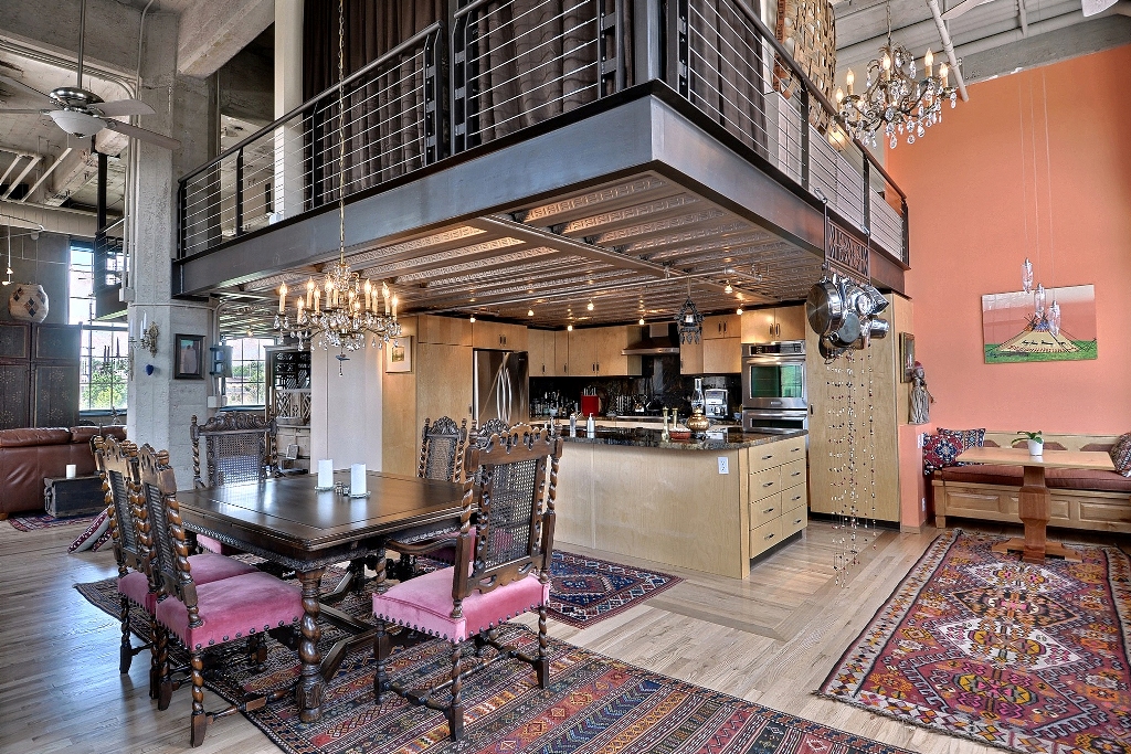 2000 Little Raven St.  1C