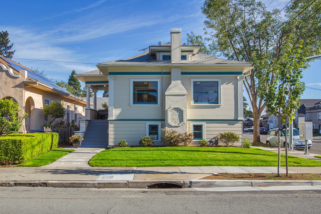 for sale in Alameda, California, 14811324