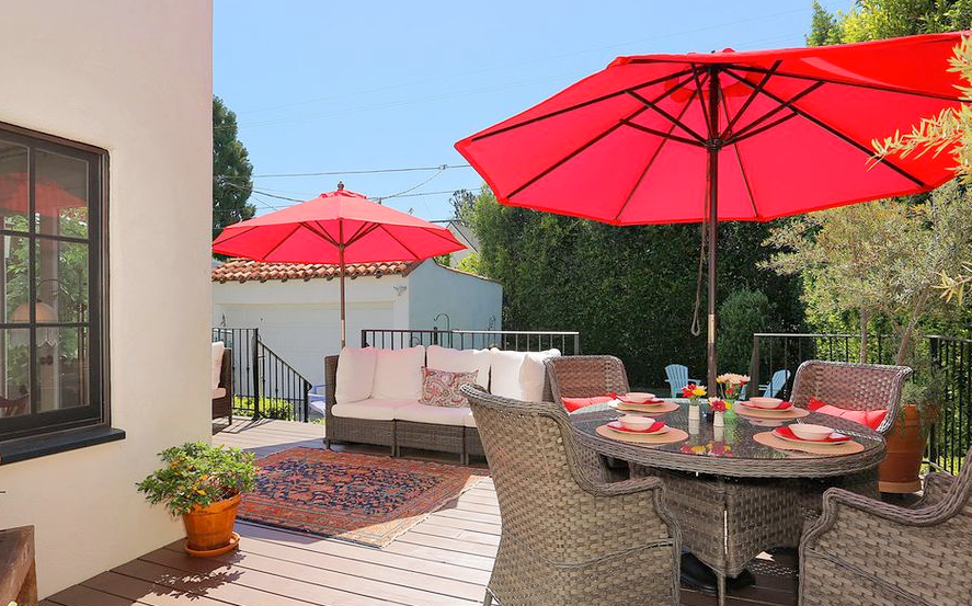 157 South Poinsettia Place