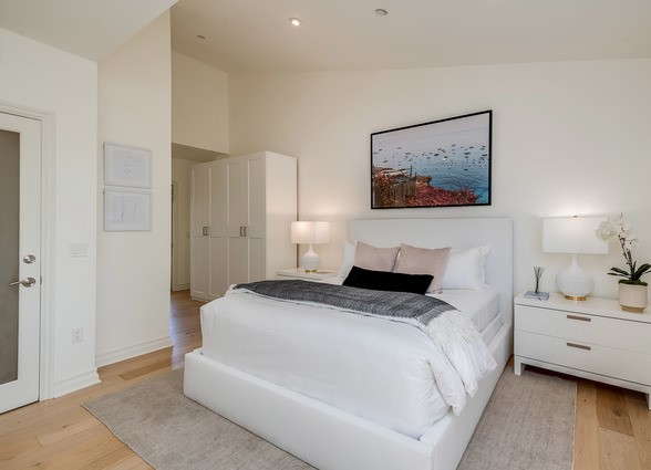 843 Westmount Drive #114