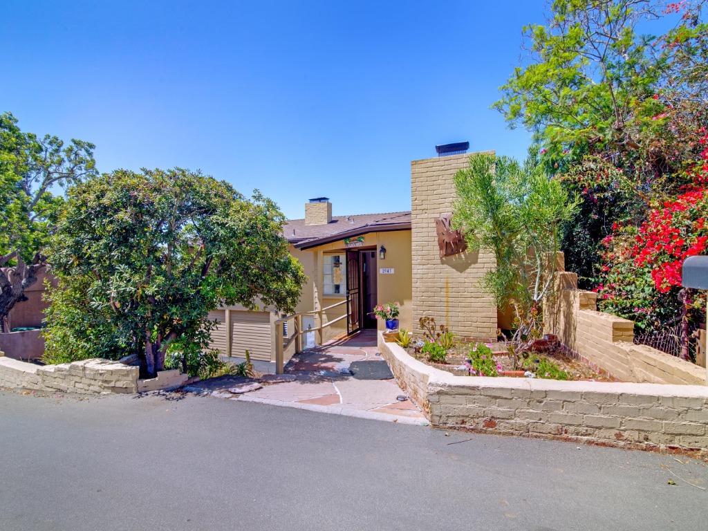 2943 Alexander Road