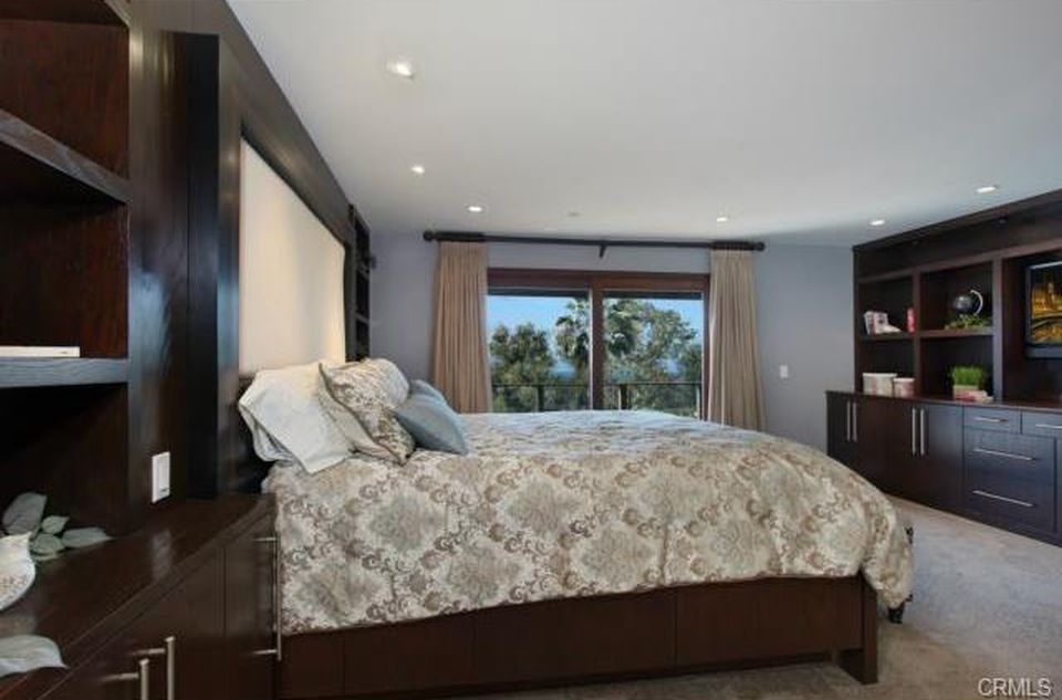 756 Bluebird Canyon Dr