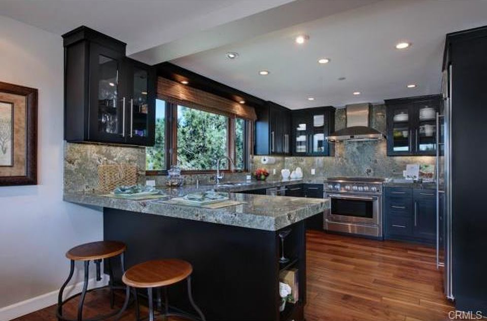 756 Bluebird Canyon Dr