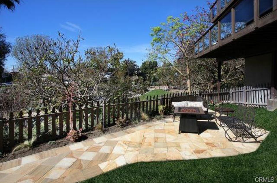 756 Bluebird Canyon Dr