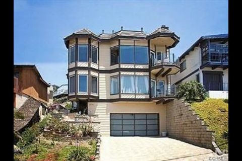 25201 La Cresta Drive