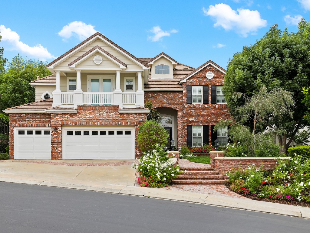15 Knotty Oak Cir