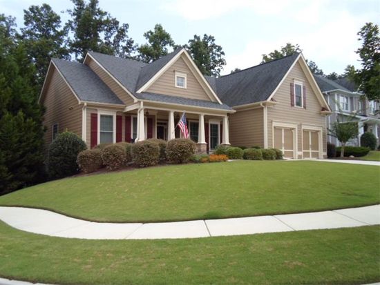 7472 Shady Glen Dr, Flowery Branch, GA 30542