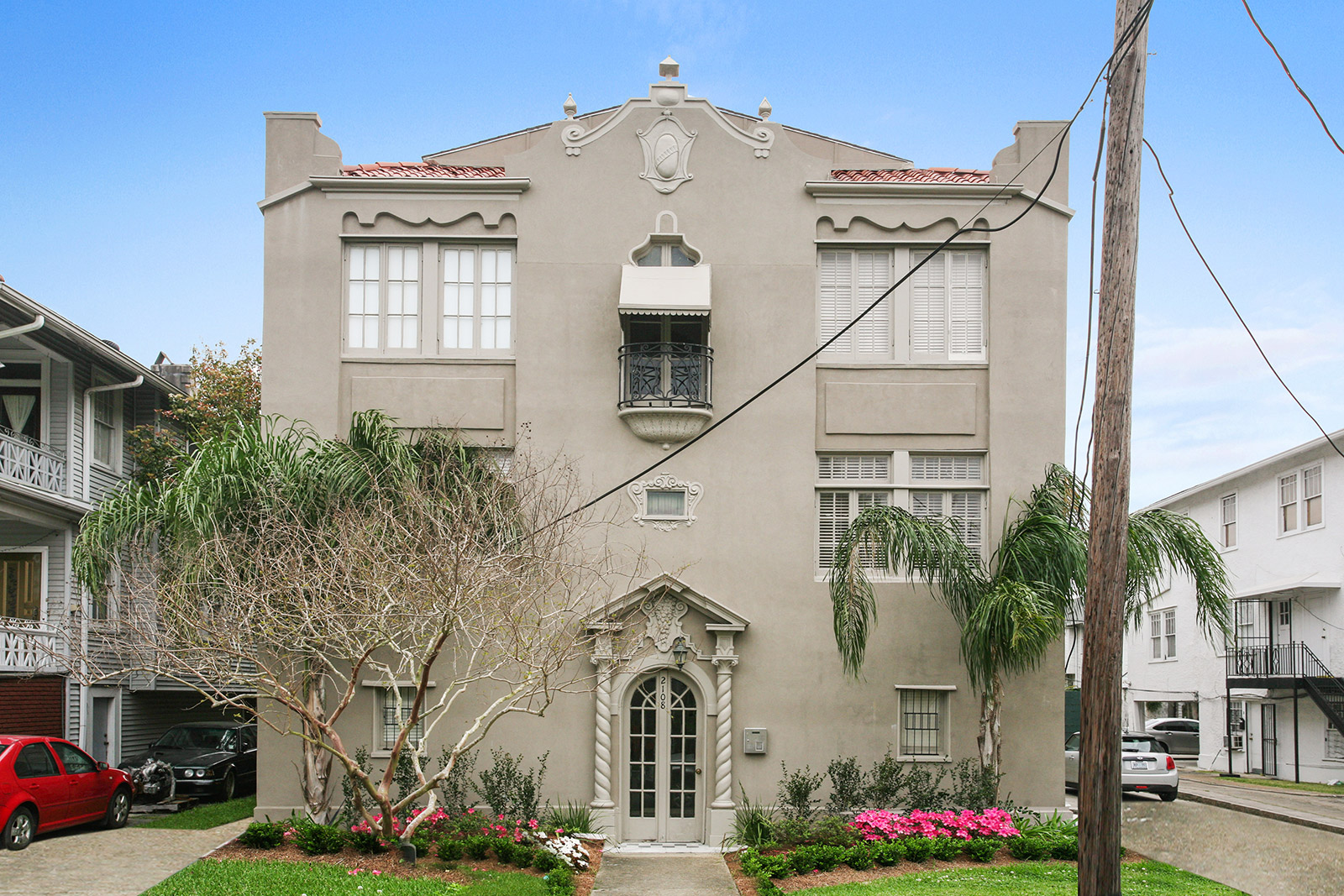 2108 Broadway