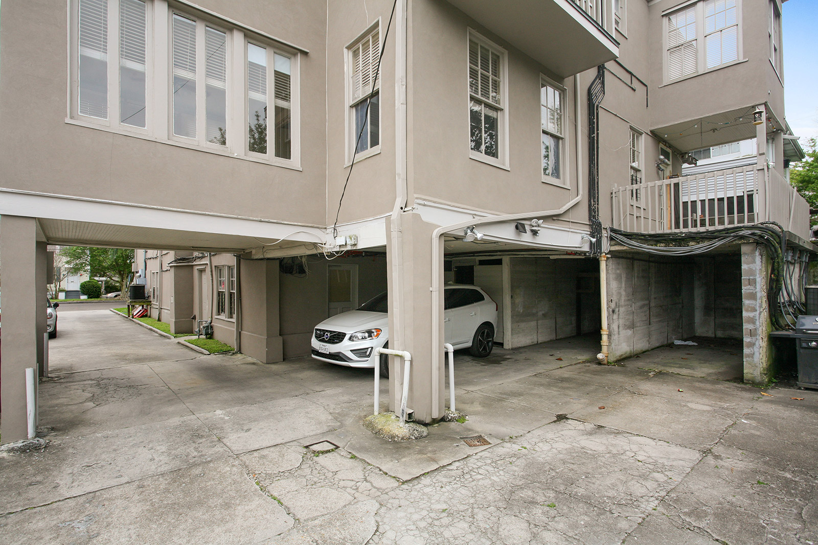 2108 Broadway