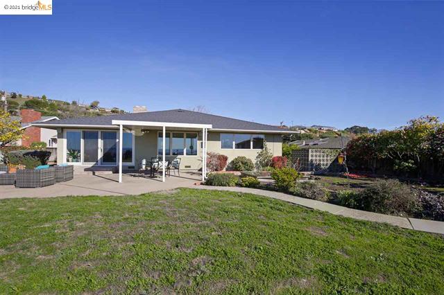 2715 Darius Way