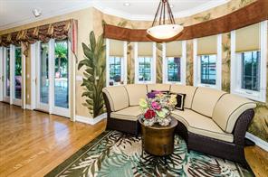 10115 Tarpon Drive