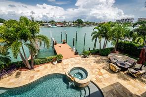 10115 Tarpon Drive