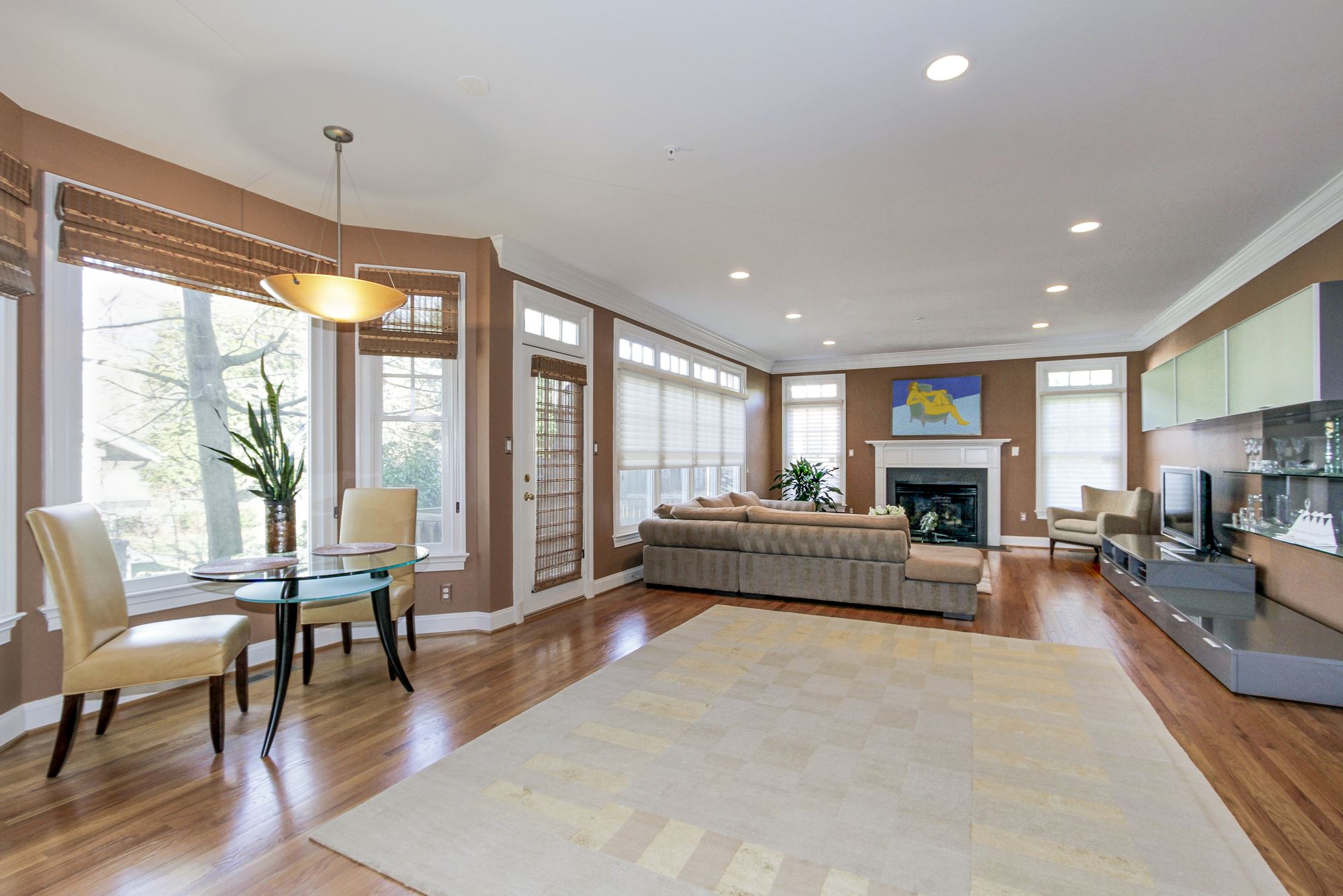 8500 Pelham