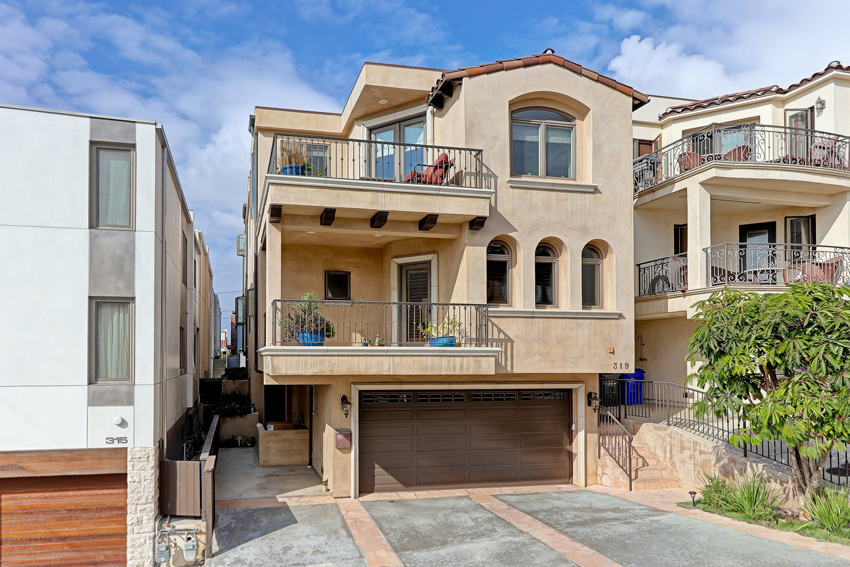 319 24th Street