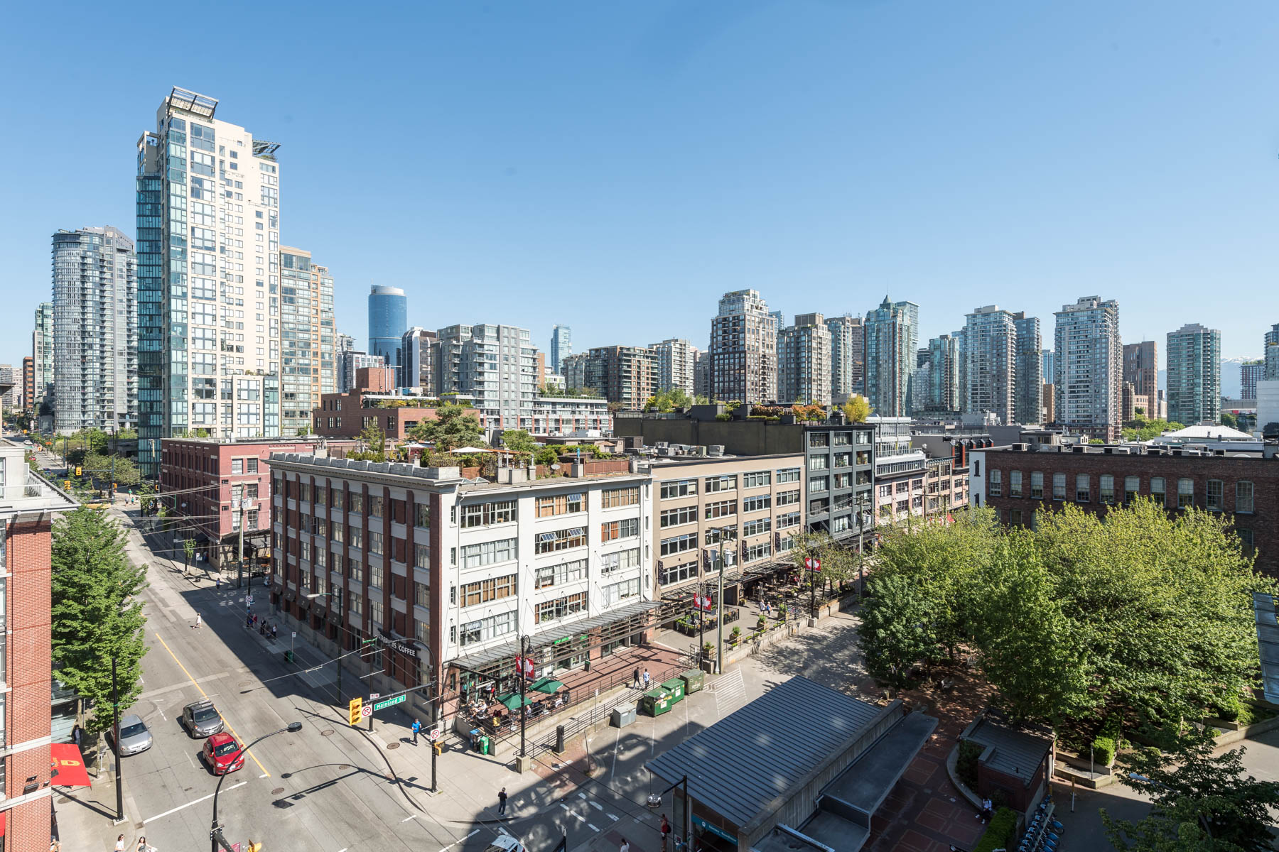 212 Davie Street 801