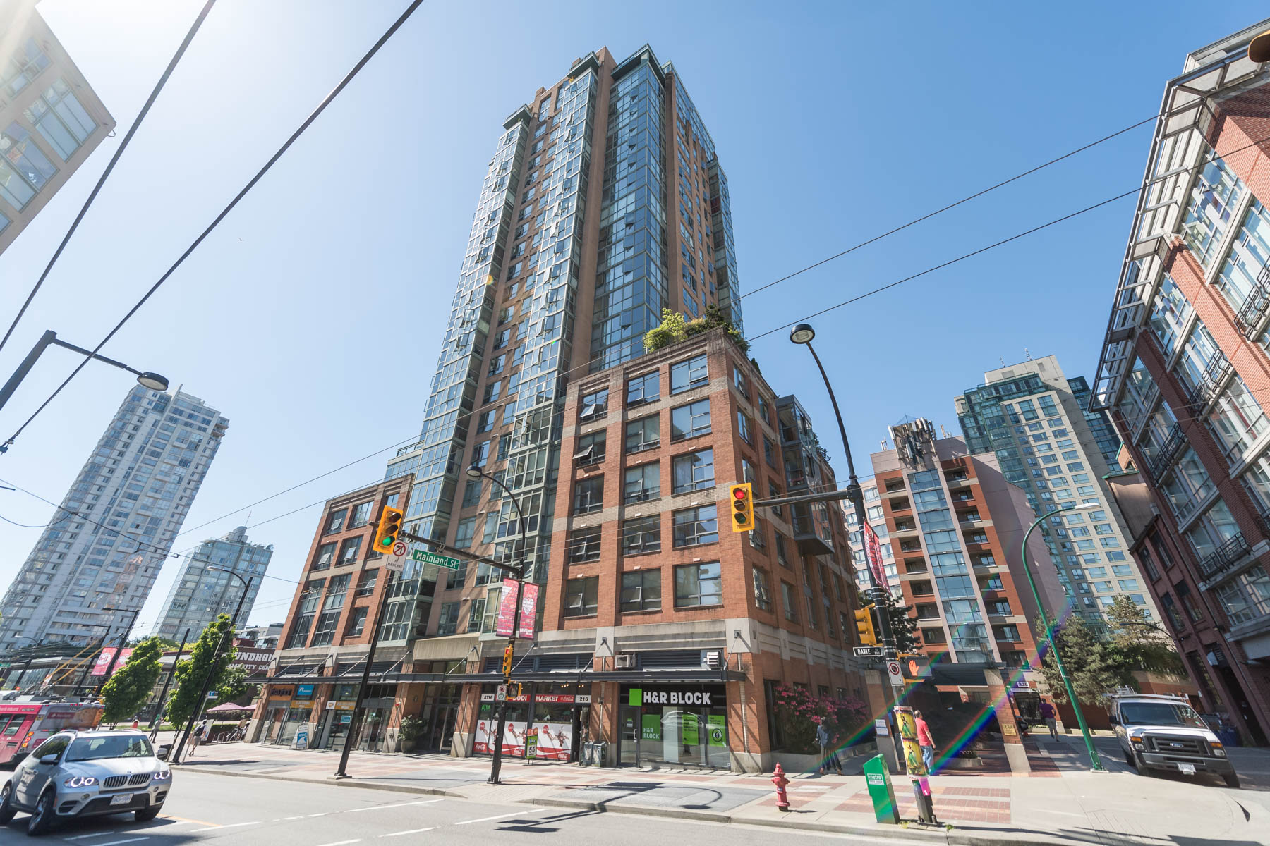 212 Davie Street 801