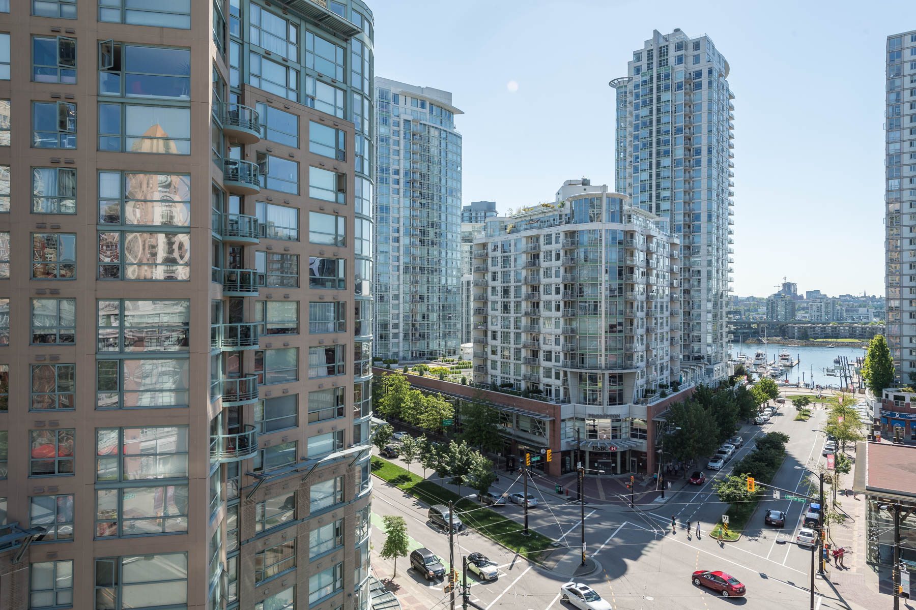 212 Davie Street 801
