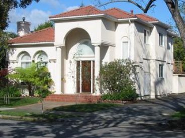 821 Hamilton