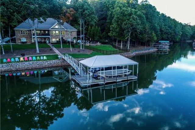 185 Whippoorwill Road