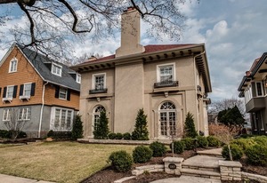 1005 Sheridan Road