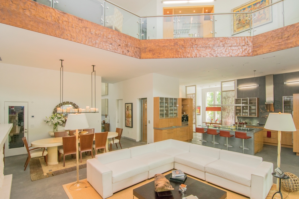 2913 1/2 W Hawthorne Road