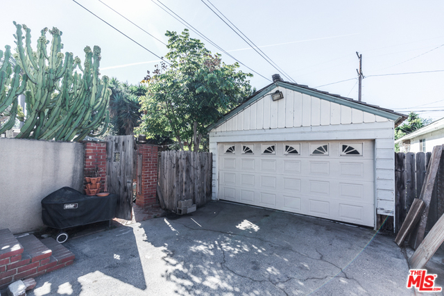 3715  Grand View Blvd.