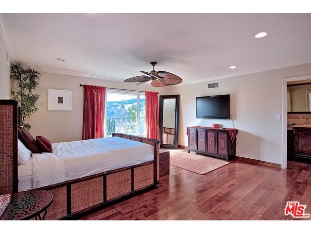 7851 Electra Drive