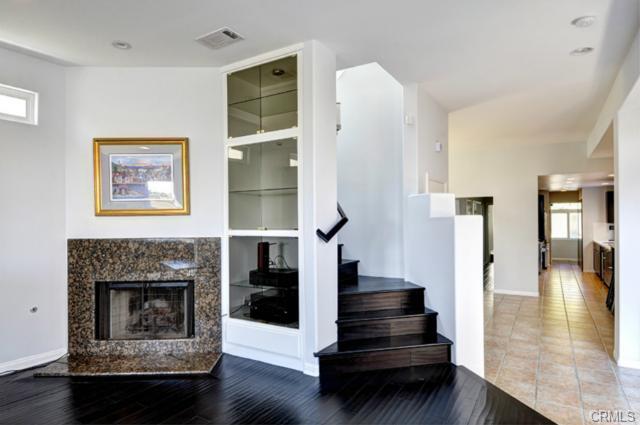 509 N Dianthus St