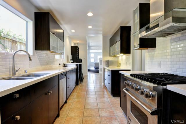 509 N Dianthus St
