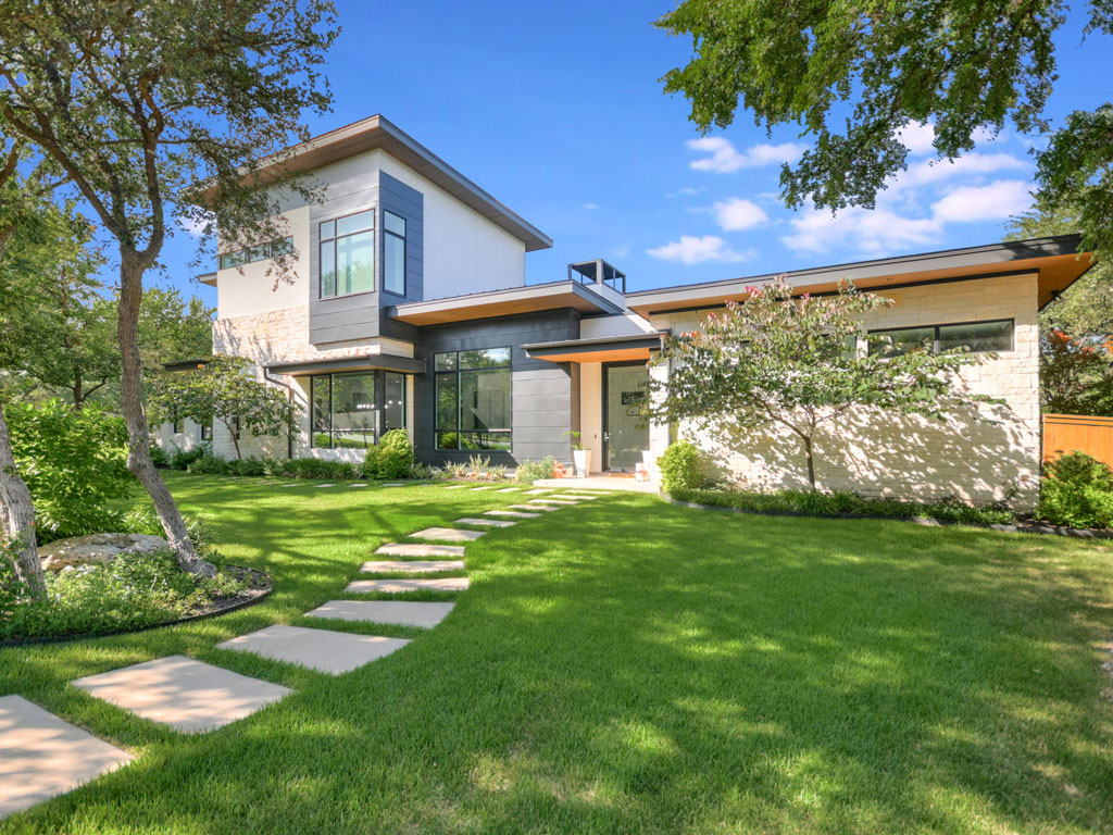 3300 Park Hills Drive