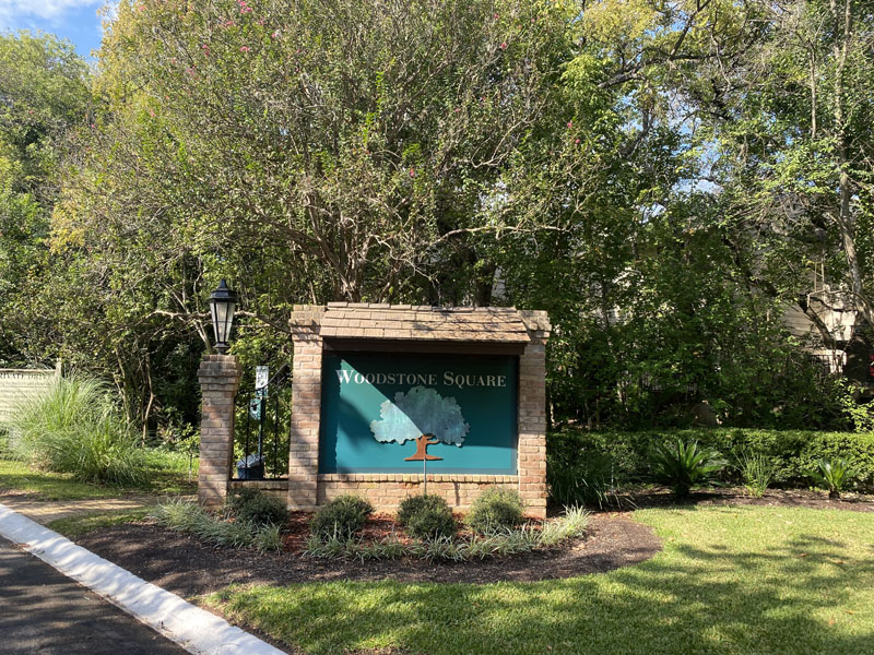 2 Woodstone Square