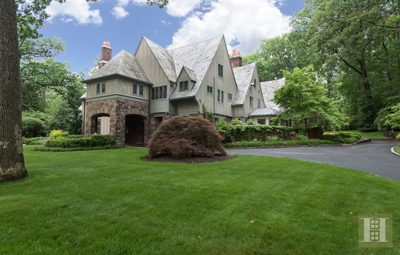 61 Wayside Place
