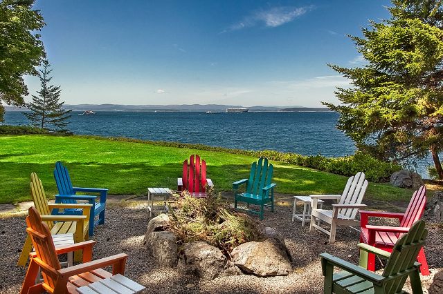 1961  MITCHELL BAY RD